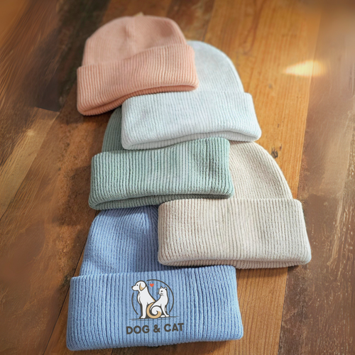 Bestickter Beanie